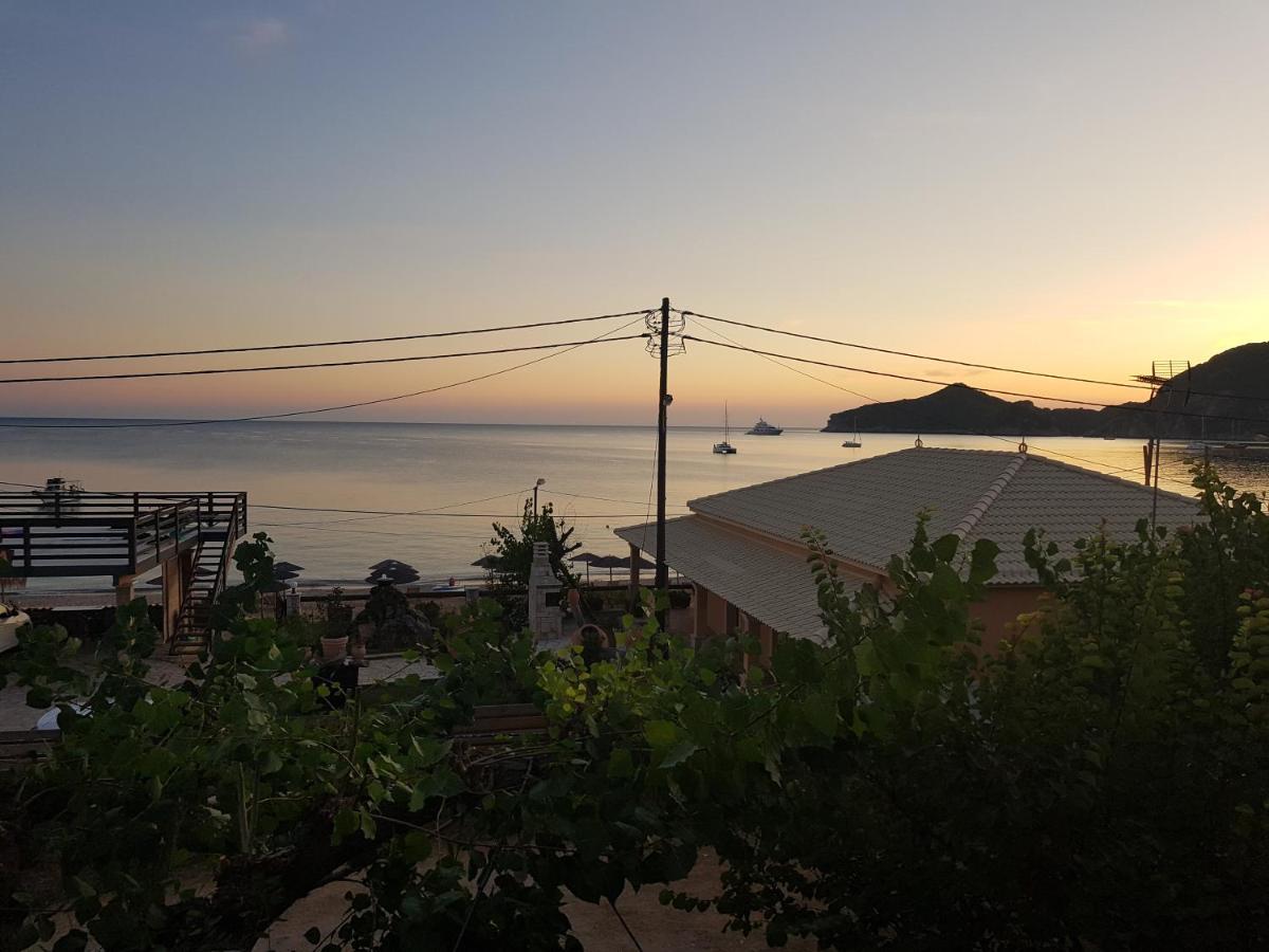 Nafsika Apartments Agios Georgios Pagon Exteriér fotografie