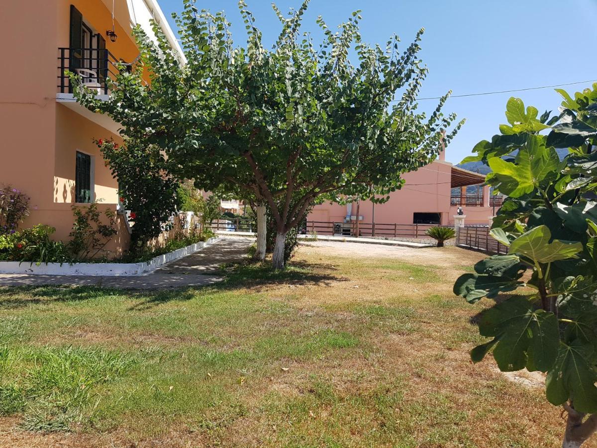 Nafsika Apartments Agios Georgios Pagon Exteriér fotografie